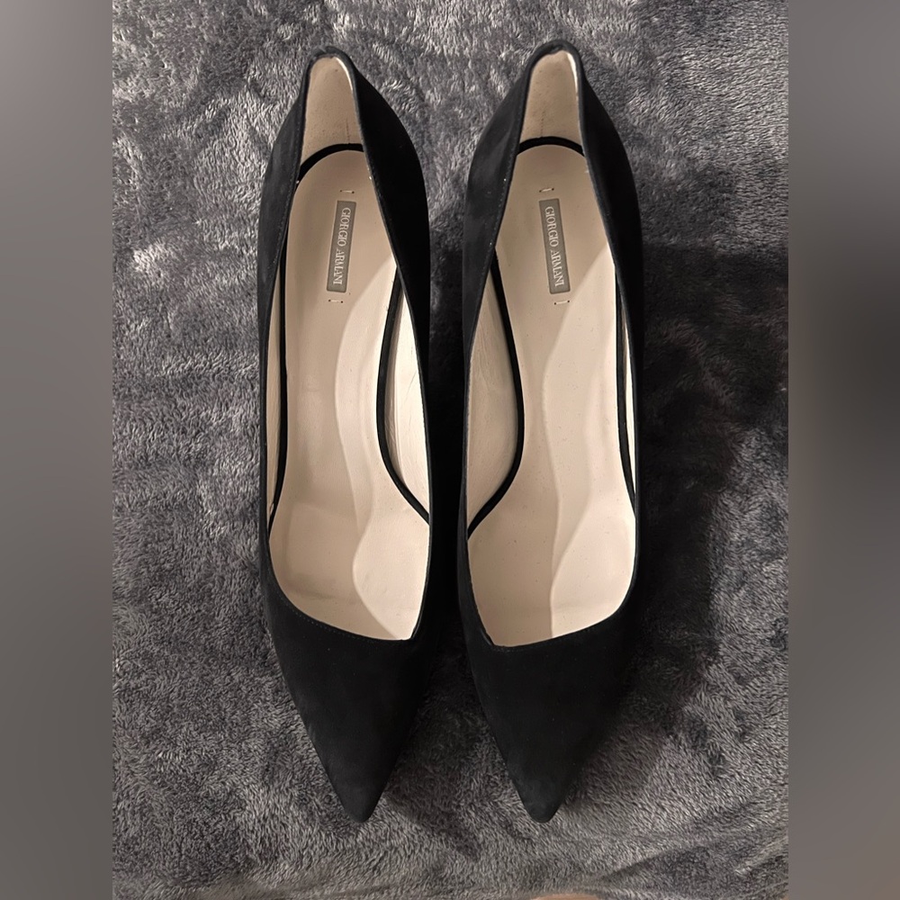 Giorgio Armani Black Suede Pointed Toe Pumps
